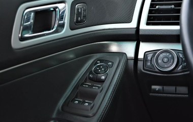 Ford Explorer Sport 3.5  превью 16