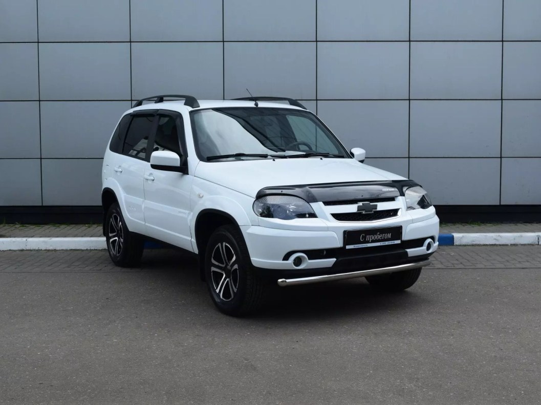Chevrolet Niva SE 1.7 МКПП фото 1
