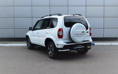 Chevrolet Niva SE 1.7 МКПП превью 5