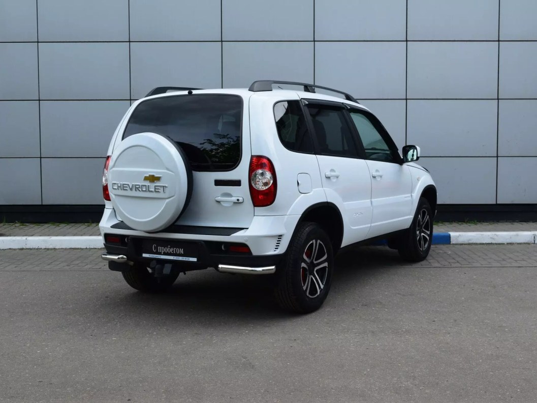 Chevrolet Niva SE 1.7 МКПП фото 7