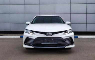 Toyota Camry 2.0 CVT превью 2