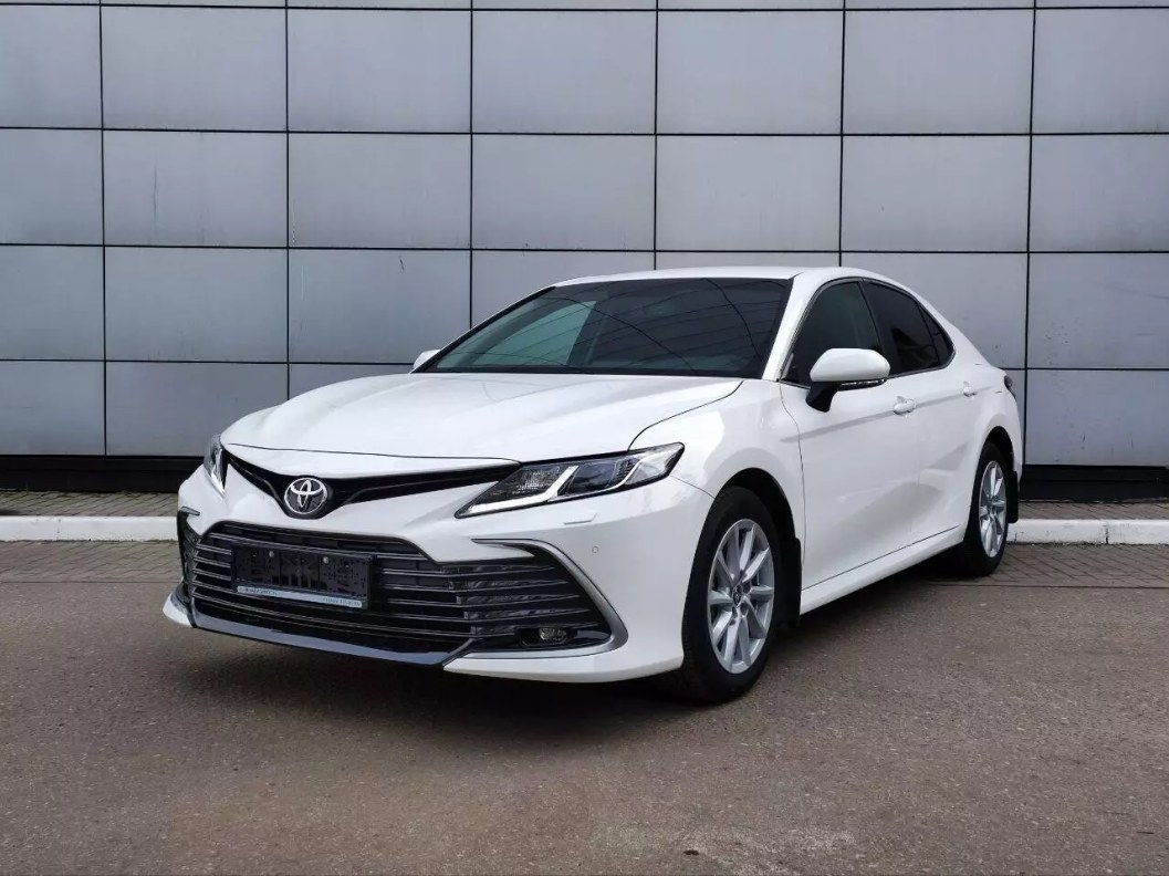 Toyota Camry 2.0 CVT фото 3
