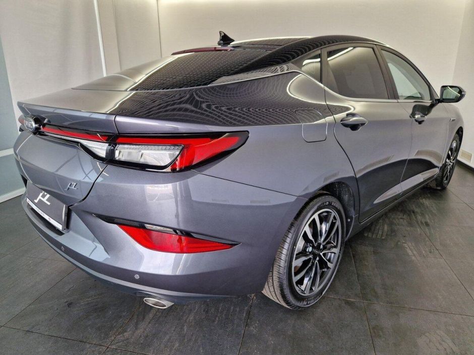 JAC J7 Luxury 1.5 CVT, 2024 фото 2