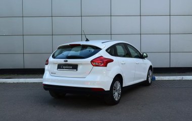 Ford Focus Trend 1.6 МКПП превью 6