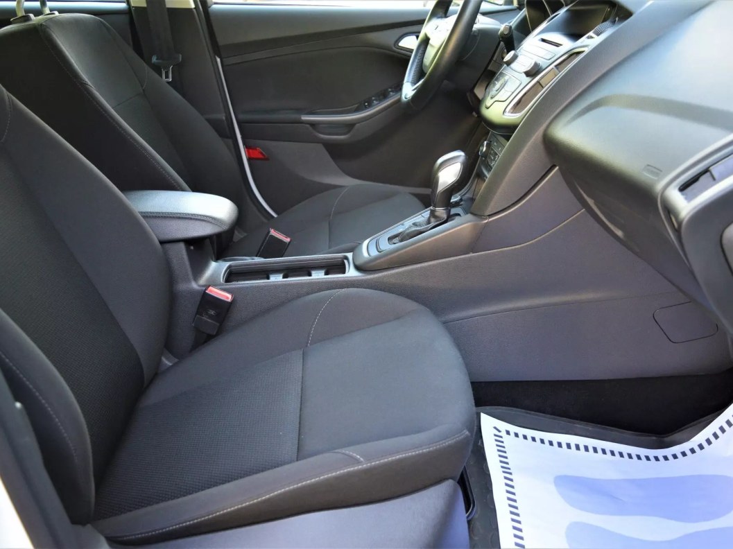 Ford Focus Trend 1.6 МКПП фото 16