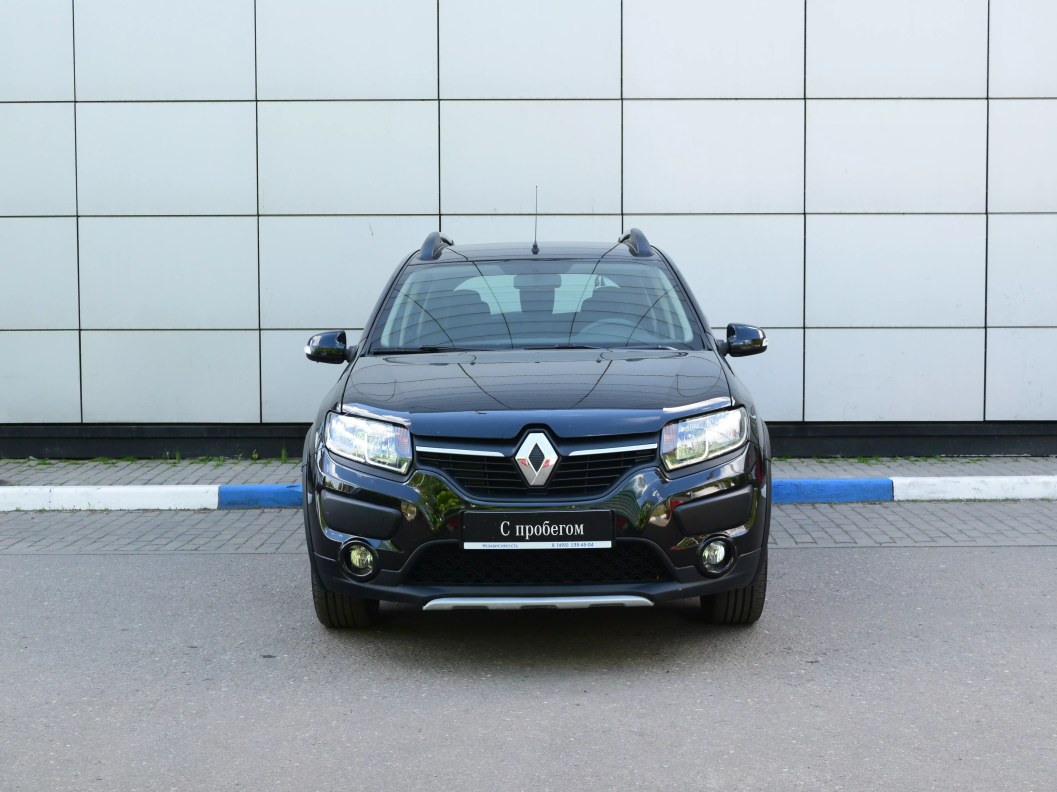 Renault Sandero Privilege 1.6 МКПП фото 2