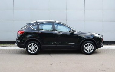FAW Besturn X80 Luxury 2.0  превью 4