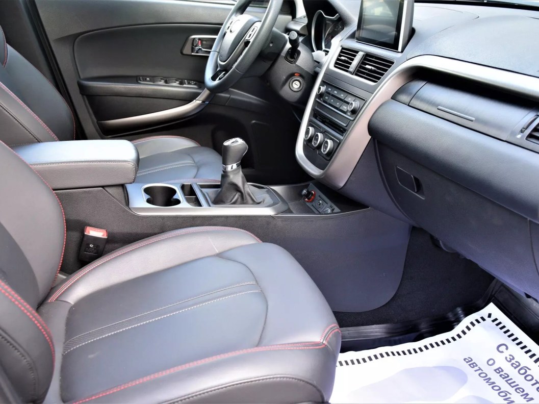 FAW Besturn X80 Luxury 2.0  фото 18