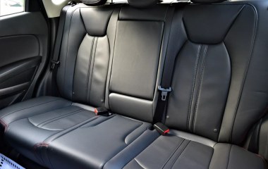 FAW Besturn X80 Luxury 2.0  превью 20