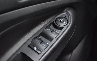 Ford Kuga Titanium 1.6 АКПП превью 13