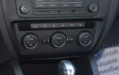 Volkswagen Jetta Allstar 1.6 АКПП превью 16