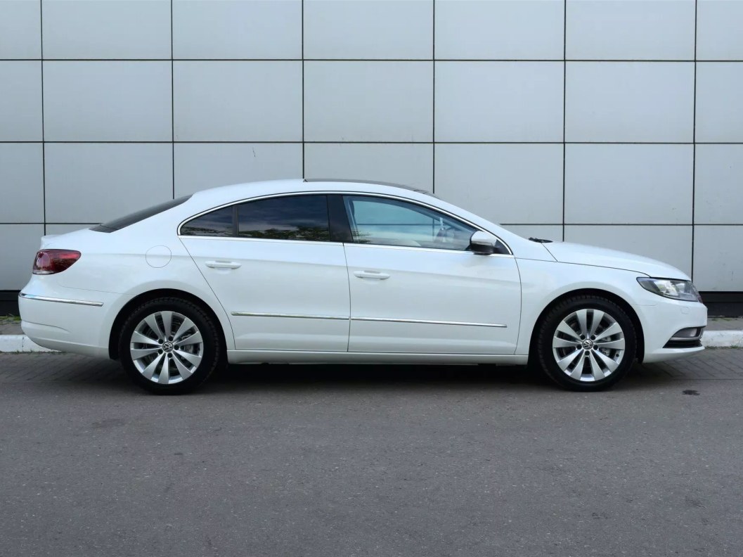 Volkswagen Passat CC Sport 1.8 DSG фото 4