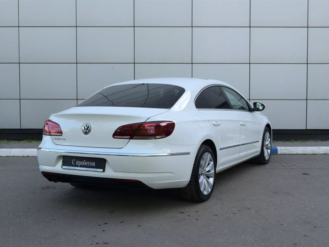 Volkswagen Passat CC Sport 1.8 DSG фото 6