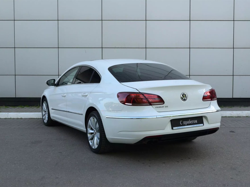 Volkswagen Passat CC Sport 1.8 DSG фото 8