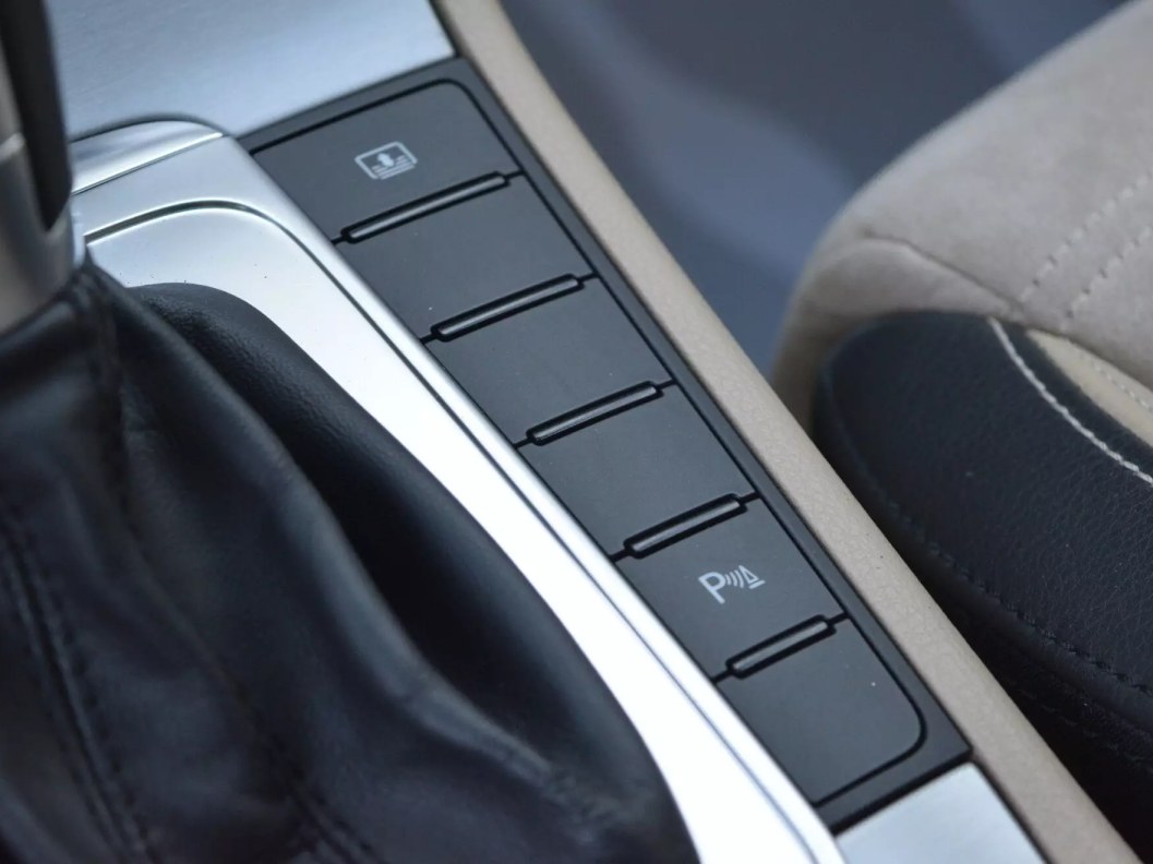 Volkswagen Passat CC Sport 1.8 DSG фото 20