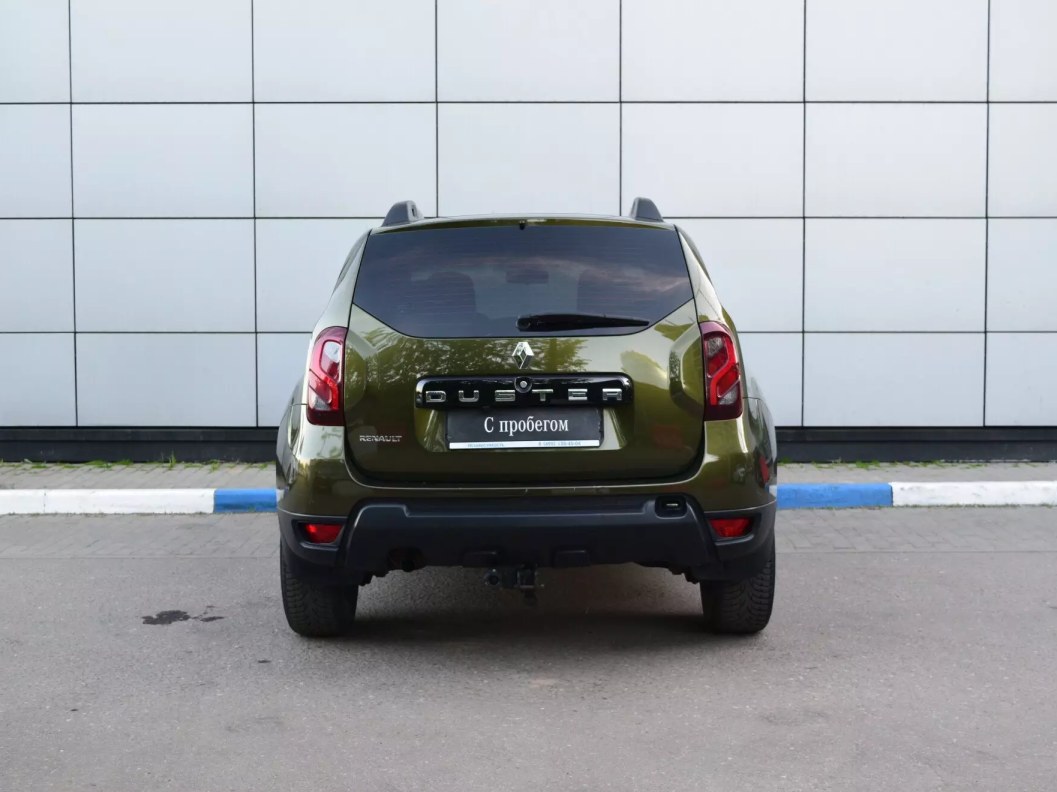 Renault Duster Expression 1.6 МКПП фото 6