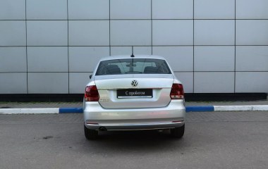 Volkswagen Polo Highline 1.6 АКПП превью 6