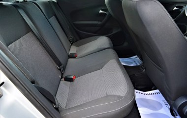 Volkswagen Polo Highline 1.6 АКПП превью 12