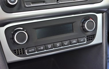 Volkswagen Polo Highline 1.6 АКПП превью 17