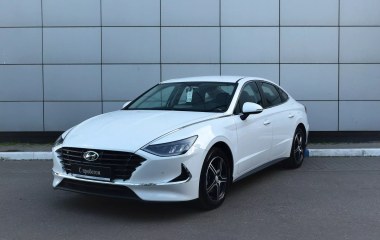 Hyundai Sonata бензин, АКПП, передний привод  превью 3