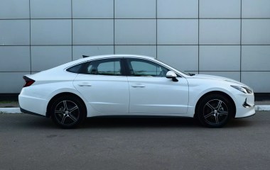 Hyundai Sonata бензин, АКПП, передний привод  превью 8