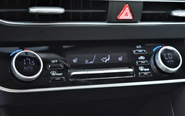 Hyundai Sonata бензин, АКПП, передний привод  превью 15