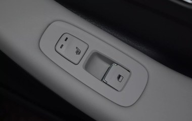 Hyundai Sonata бензин, АКПП, передний привод  превью 13