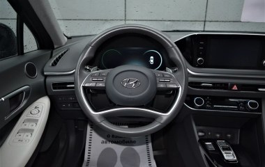Hyundai Sonata бензин, АКПП, передний привод  превью 14