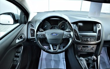 Ford Focus SYNC Edition 1.6 МКПП превью 10