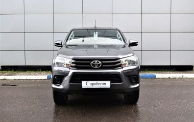 Toyota Hilux Стандарт 2.4 МКПП превью 2