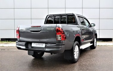 Toyota Hilux Стандарт 2.4 МКПП превью 5