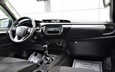 Toyota Hilux Стандарт 2.4 МКПП превью 11