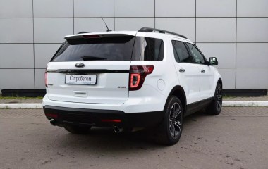 Ford Explorer Sport 3.5  превью 5