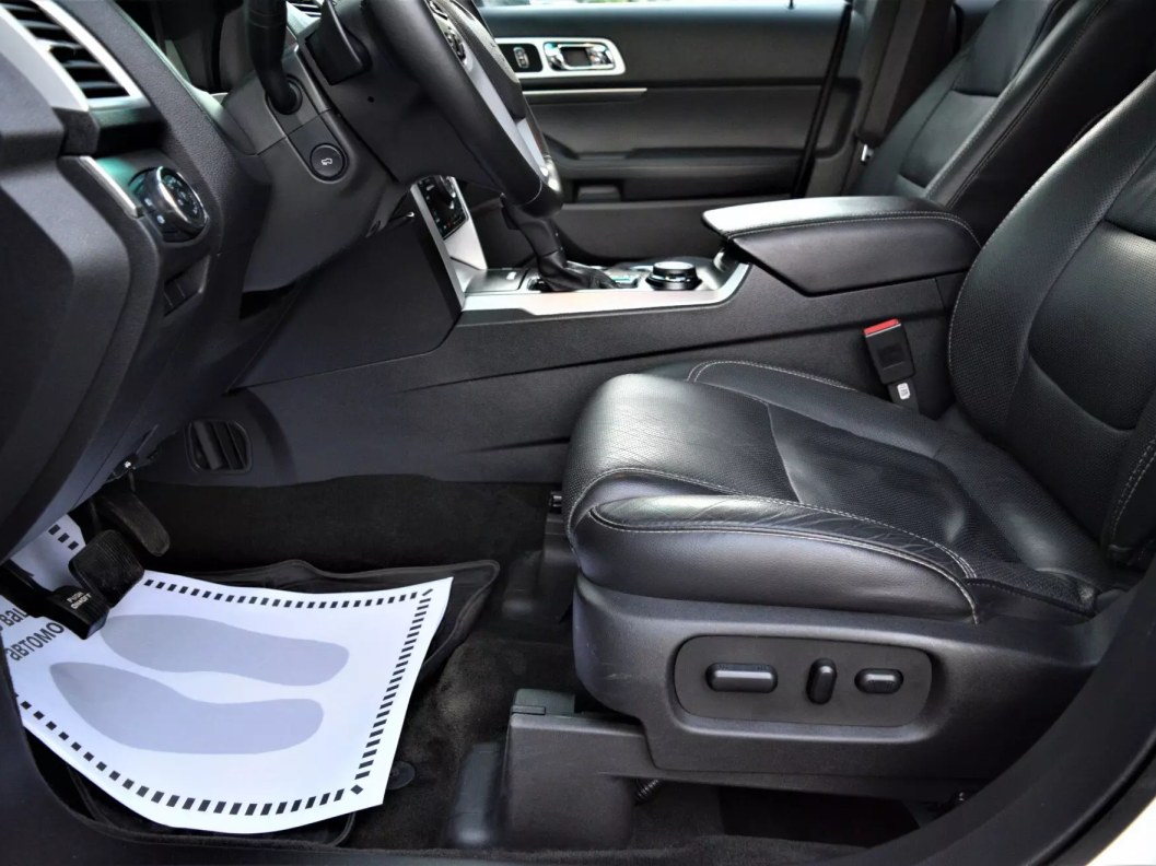 Ford Explorer Sport 3.5  фото 13