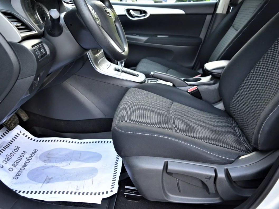 Nissan Tiida Elegance Connect 1.6 CVT фото 7