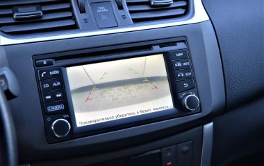 Nissan Tiida Elegance Connect 1.6 CVT превью 10
