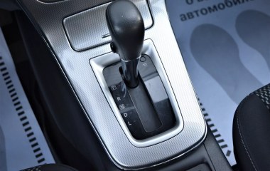 Nissan Tiida Elegance Connect 1.6 CVT превью 12