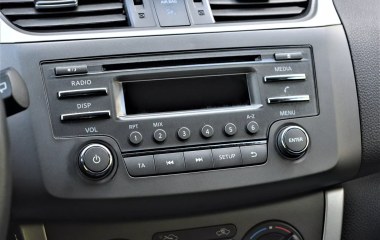 Nissan Tiida Comfort 1.6 CVT превью 11