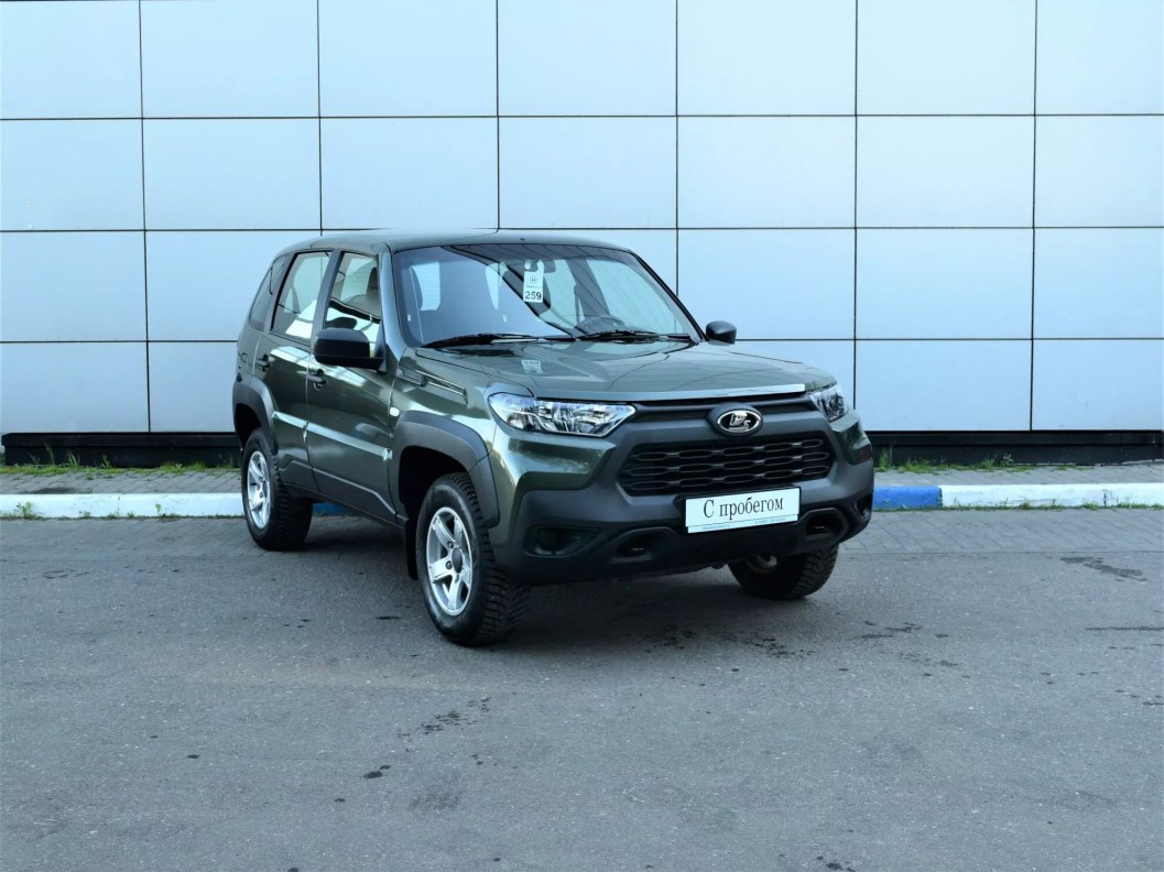 ВАЗ (Lada) Niva Comfort Offroad 1.7 МКПП фото 1