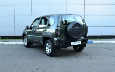 ВАЗ (Lada) Niva Comfort Offroad 1.7 МКПП превью 6
