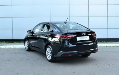 Hyundai Solaris Comfort + Light + Winter + Safety 1.6 АКПП превью 6