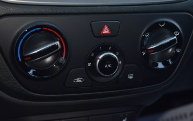 Hyundai Solaris Comfort + Light + Winter + Safety 1.6 АКПП превью 11