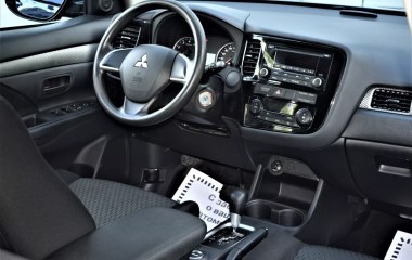 Mitsubishi Outlander Invite S03 2.0 CVT превью 8