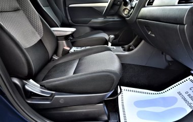 Mitsubishi Outlander Invite S03 2.0 CVT превью 9
