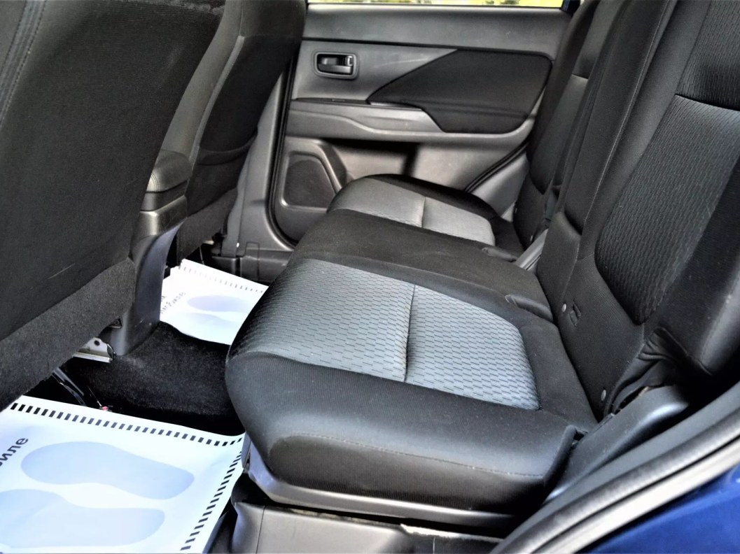 Mitsubishi Outlander Invite S03 2.0 CVT фото 10