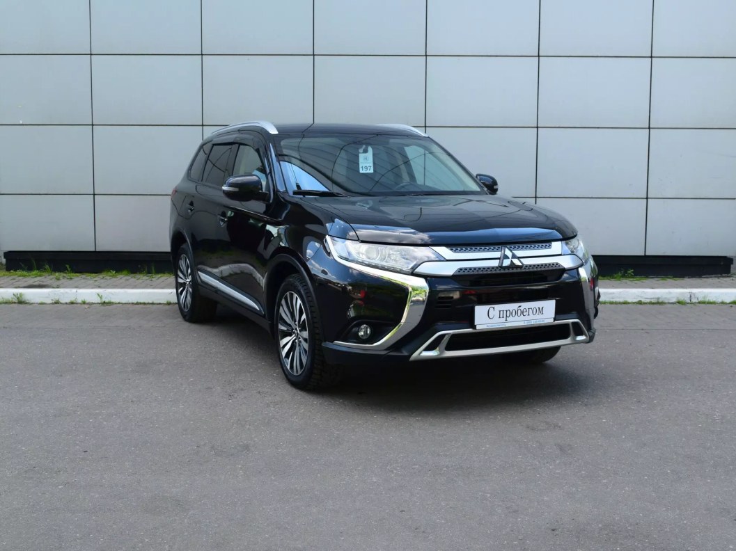 Mitsubishi Outlander Intense+ 2.0 CVT фото 1