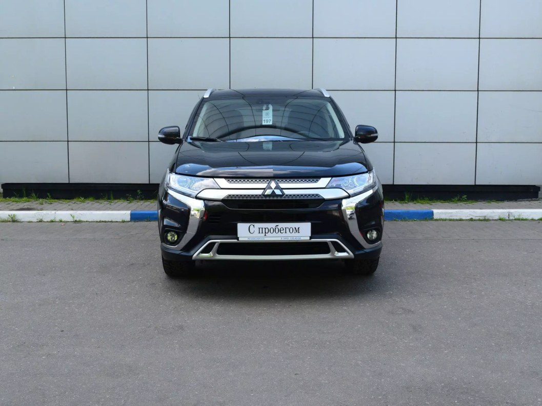 Mitsubishi Outlander Intense+ 2.0 CVT фото 2