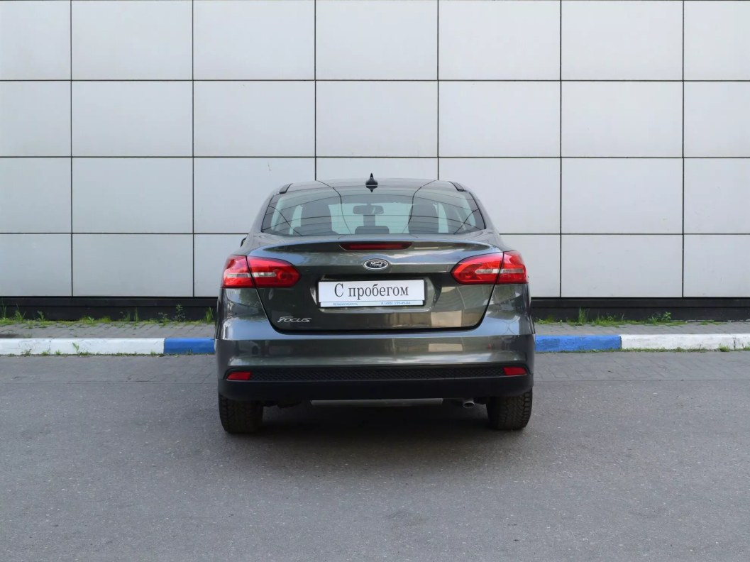 Ford Focus Trend Plus 1.6  фото 5