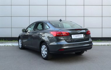 Ford Focus Trend Plus 1.6  превью 6