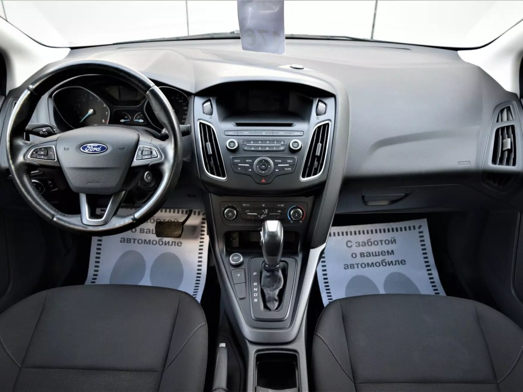 Ford Focus Trend Plus 1.6  фото 8